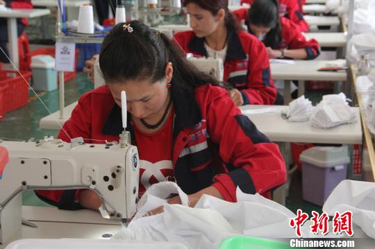 深圳援疆企業在塔縣建服裝廠，產品遠銷歐洲市場